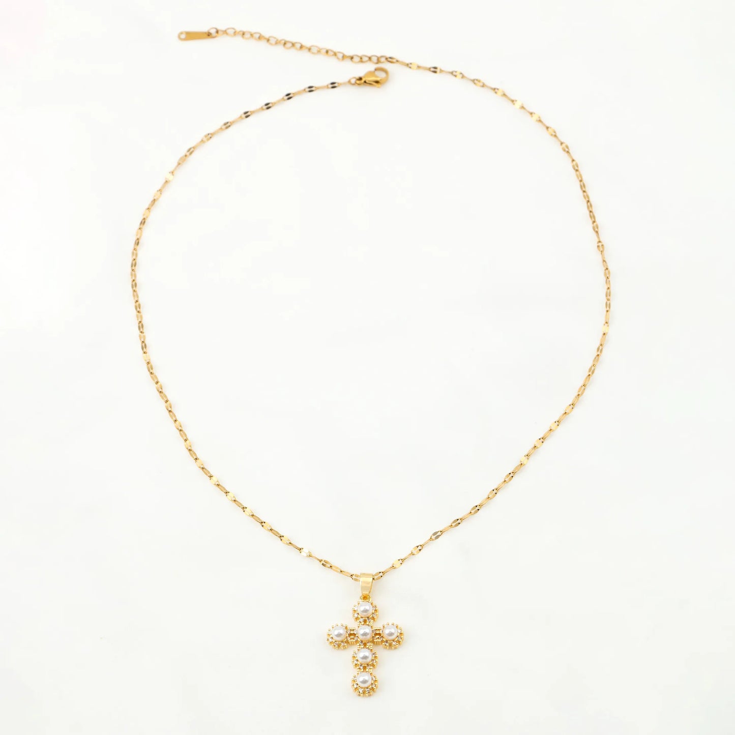 Necklace | Cruz con perlas