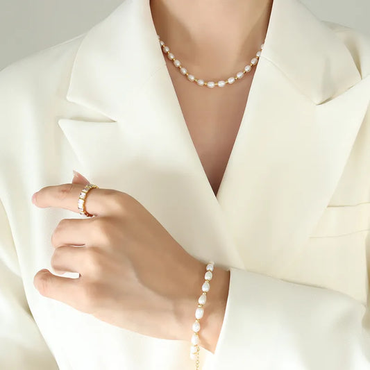 Set | Isa Pearl Necklace and Bracelet