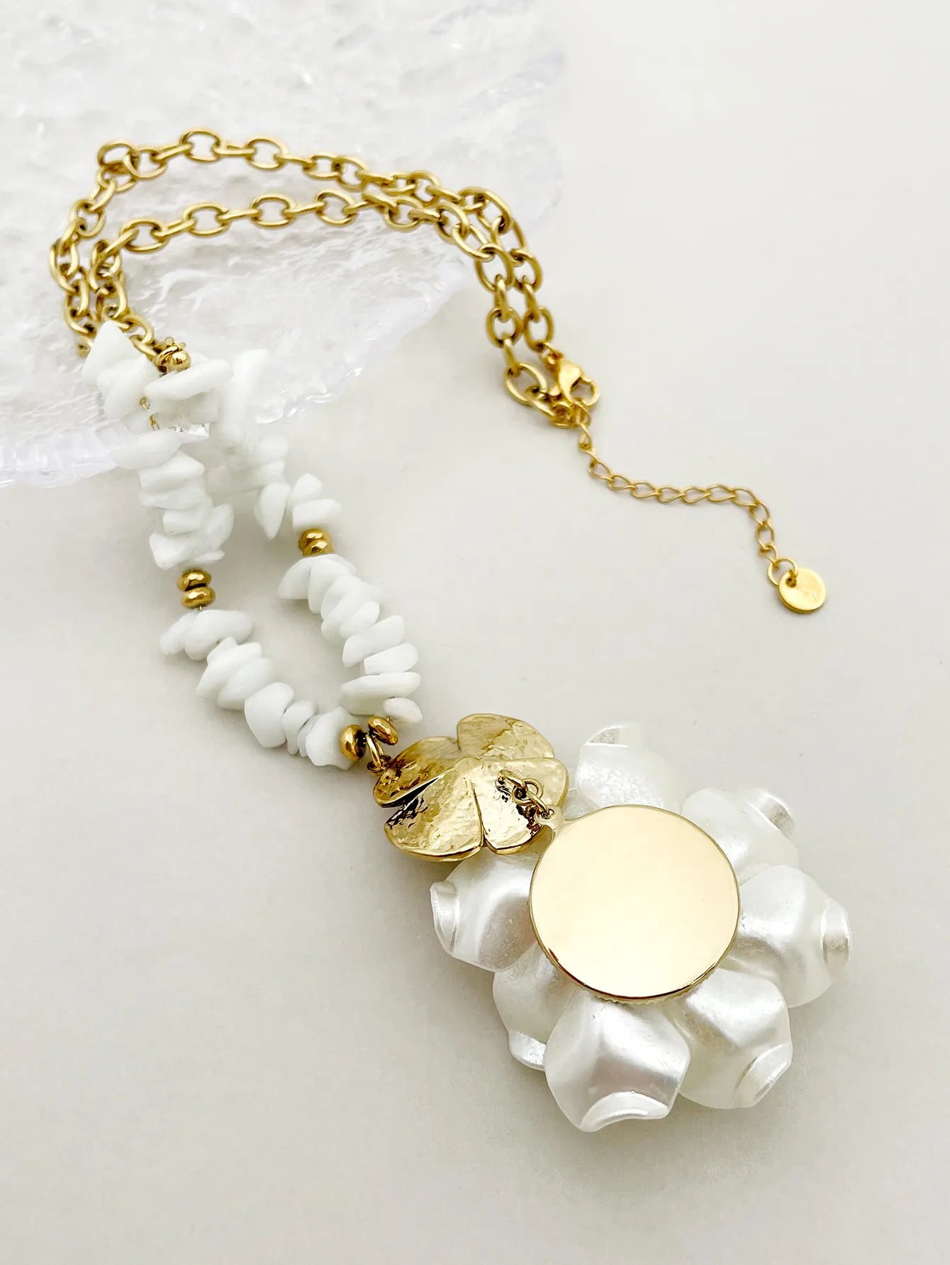 Necklace | Shell Flower