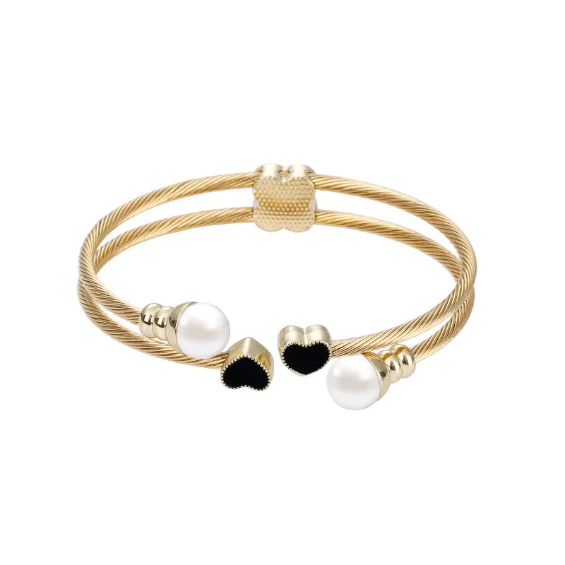 Set | Pearl Heart Bangle Bracelet Gold.