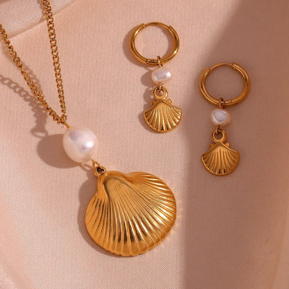 Set| Concha con perla necklace and earring